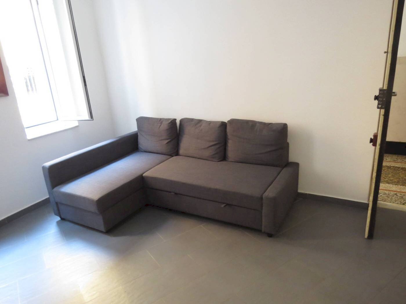 Two-room apartment Via Francesco Sivori, 2B, Genova (neighborhood Castelletto) - photo 2