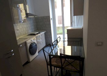 Bilocale Via Francesco Sivori, 2B, Genova (zona Castelletto) - foto 4