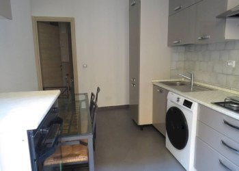 Bilocale Via Francesco Sivori, 2B, Genova (zona Castelletto) - foto 13