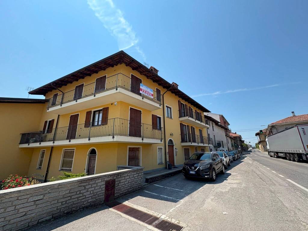 Three-room apartment via Vincenzo Peirone, Rocca de' Baldi - photo 1