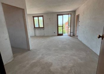 Trilocale via Vincenzo Peirone, Rocca de' Baldi - foto 2
