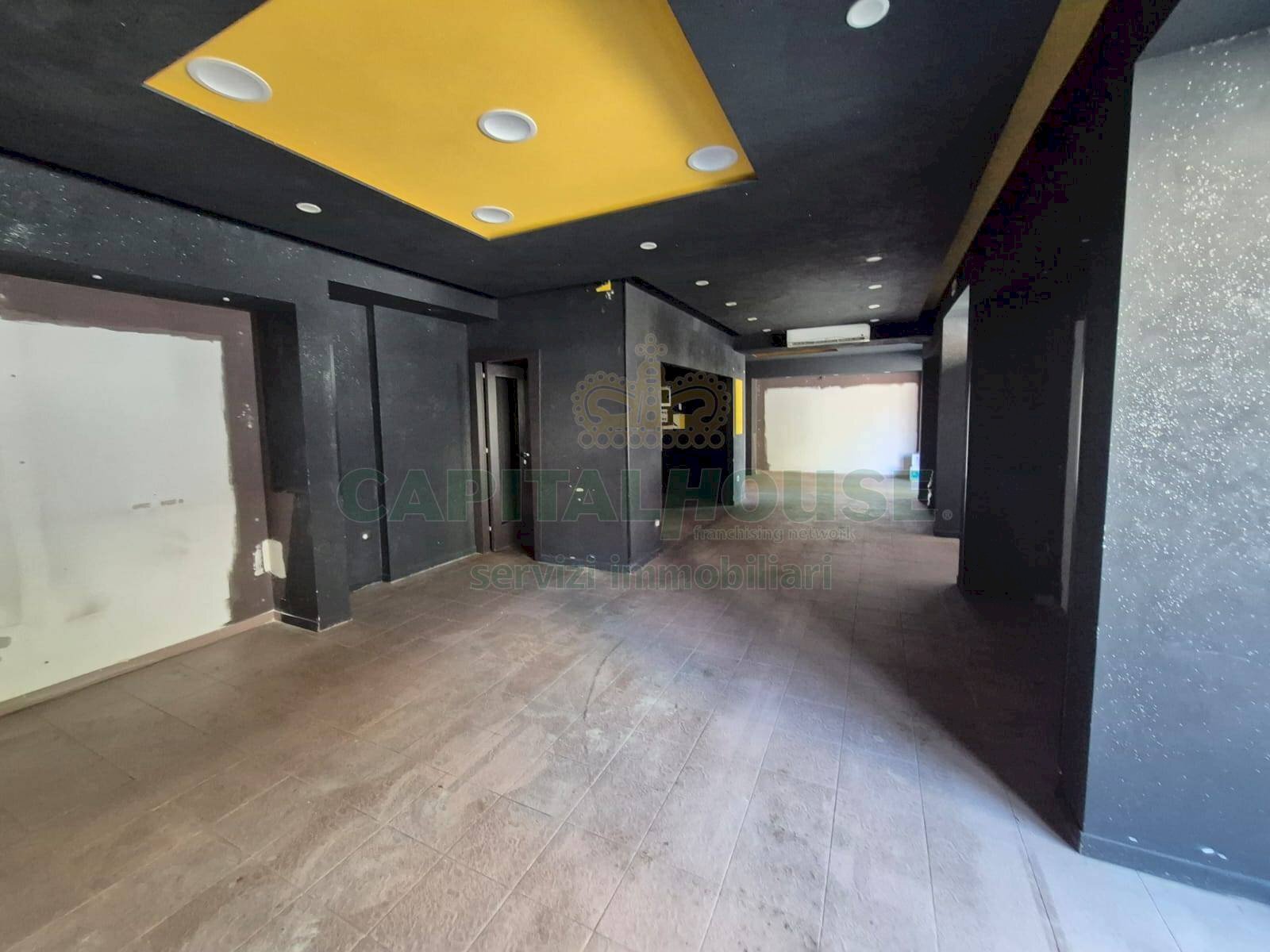 Foto 2 - Commercial Premises via Roma, Montoro - photo 2