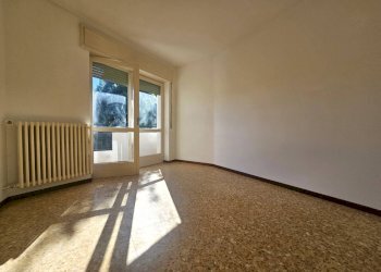 Foto 2 - Three-room apartment Via Friuli, Malnate - photo 2