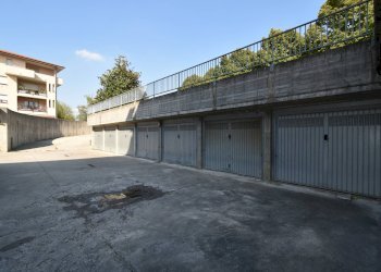 Foto 4 - Box Via Buonarroti
 
33, Bernareggio - foto 4