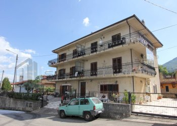 Foto 1 - Quadrilocale VIA GASPERONI
 
6, Marano Marchesato - foto 1