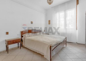 Camera / camera da letto - Semi-detached house via Mameli
 
43, Rho - photo 12