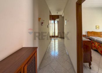 Hall / corridoio - Semi-detached house via Mameli
 
43, Rho - photo 19