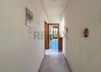Hall / corridoio - Semi-detached house via Mameli
 
43, Rho - photo 23