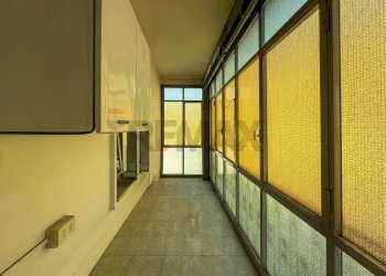 Hall / corridoio - Semi-detached house via Mameli
 
43, Rho - photo 26