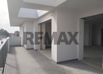Balcone - Attico Via Curioni
 
10, Gallarate - foto 31