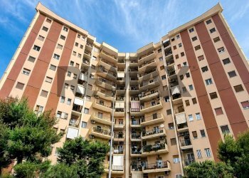Edificio all\'aperto - Trilocale Via Guido Dorso
 
30, Bari - foto 1