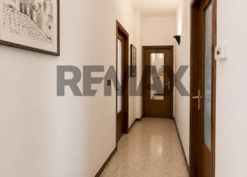 Hall / corridoio - Trilocale Via Guido Dorso
 
30, Bari - foto 12