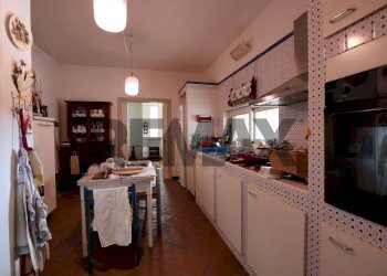 Cucina - Villa Via Dei Gelsomini
 
19, Noicàttaro - photo 13