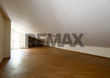 Stanza vuota - Villa Via Dei Gelsomini
 
19, Noicàttaro - photo 37