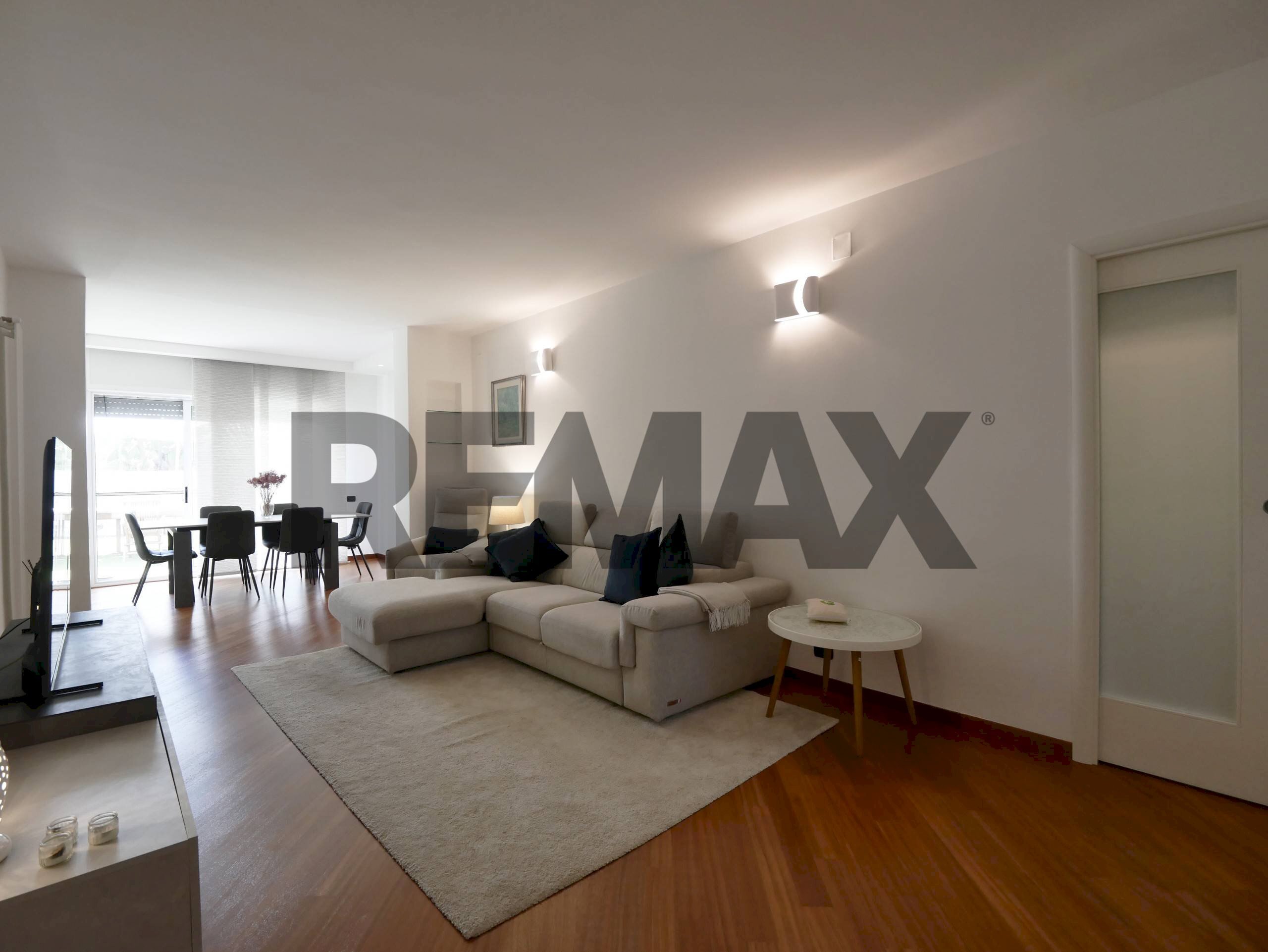 Sala da pranzo - Three-room apartment Viale dei Pini
B/2, Noicàttaro - photo 3