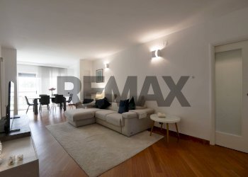 Sala da pranzo - Trilocale Viale dei Pini
 
B/2, Noicàttaro - foto 3