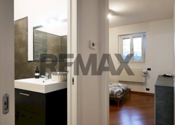 Bagno - Trilocale Viale dei Pini
 
B/2, Noicàttaro - foto 12