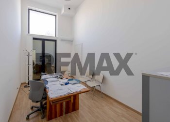Ufficio - Office Viale delle Nazioni
52, Bitonto - photo 9
