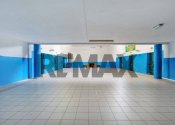 locale principale - Commercial Premises via Mazzini
9, Cava Manara - photo 3