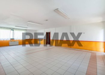 altri locali - Commercial Premises via Mazzini
9, Cava Manara - photo 12