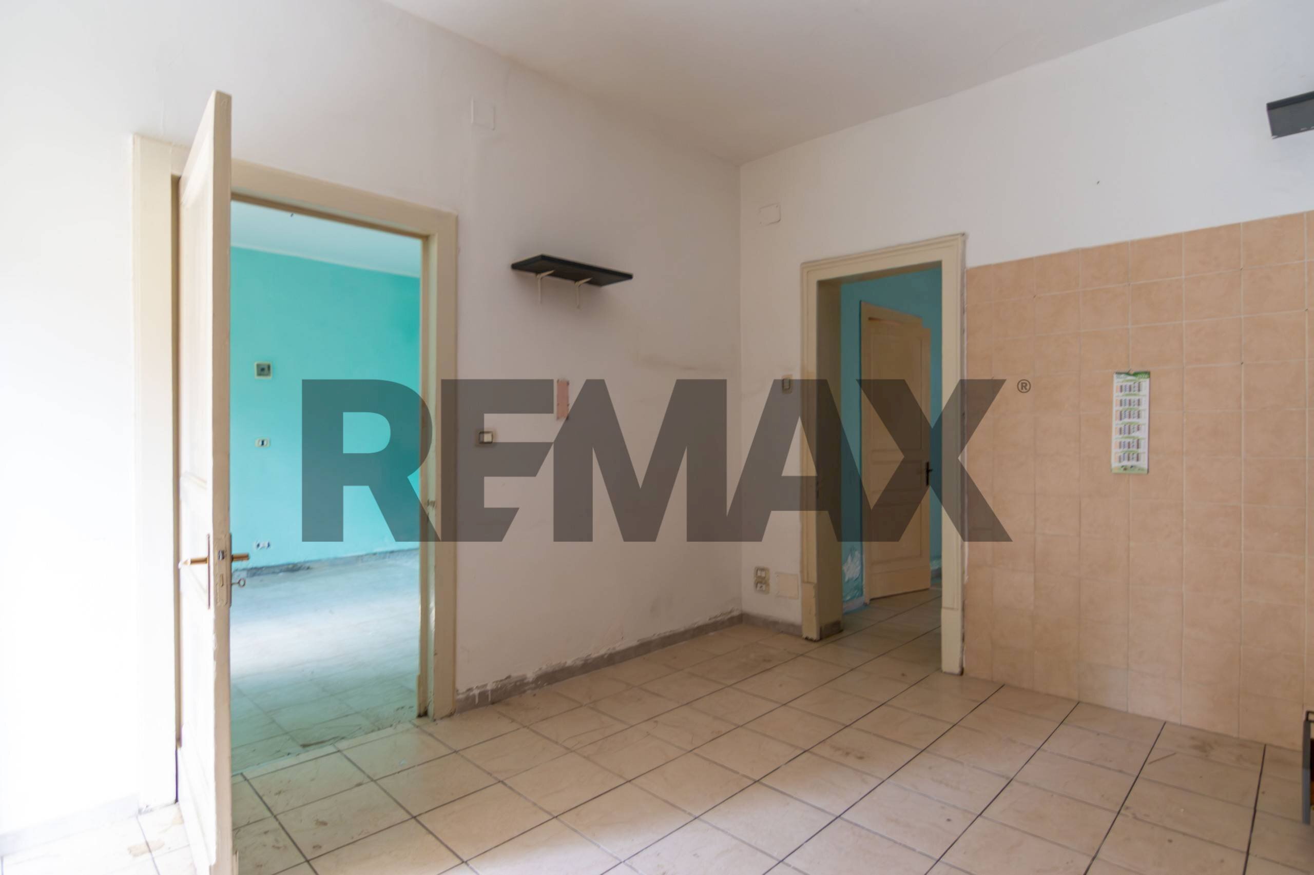 Stanza vuota - Casa indipendente Via Roma
149, Mascalucia - foto 2