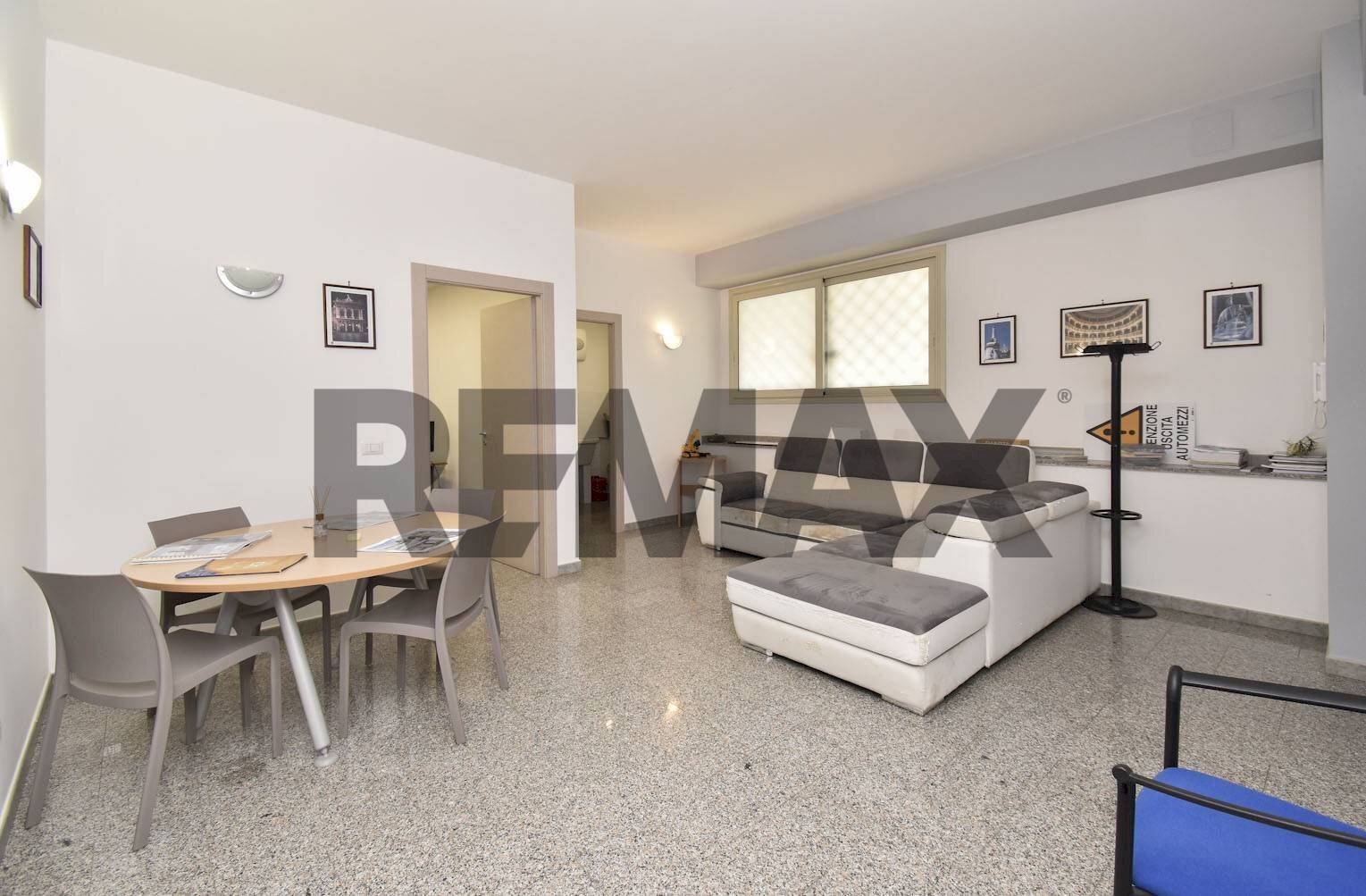 Sala da pranzo - Quadrilocale via della regione
62, San Giovanni la Punta - foto 2