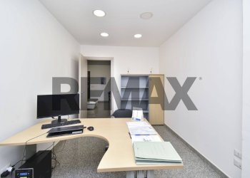 Ufficio - Quadrilocale via della regione
 
62, San Giovanni la Punta - foto 5