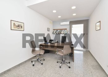 Ufficio - Quadrilocale via della regione
 
62, San Giovanni la Punta - foto 18