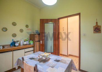 Cucina - Quadrilocale Via Sebastiano Scamporlino
 
6, Francofonte - foto 22