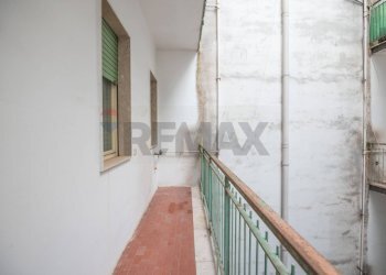 Balcone - Quadrilocale Via Sebastiano Scamporlino
 
6, Francofonte - foto 26