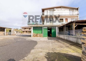 Edificio all\'aperto - Three-room apartment Via Giarre Nunziata
 
57, Mascali - photo 1