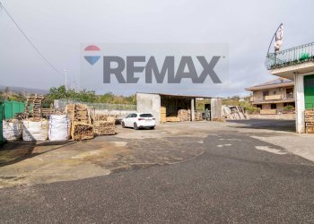 Edificio all\'aperto - Three-room apartment Via Giarre Nunziata
 
57, Mascali - photo 22