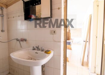 Bagno - Three-room apartment Via Giarre Nunziata
 
57, Mascali - photo 40
