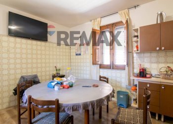 Sala da pranzo - Three-room apartment Via Giarre Nunziata
 
57, Mascali - photo 59