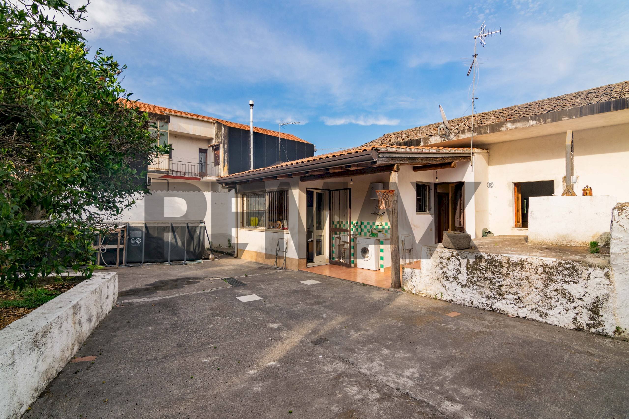 Casa all\'aperto - Casa indipendente Via Passopomo
9, Zafferana Etnea - foto 3