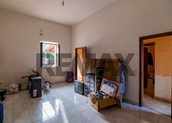 Soggiorno - Casa indipendente Via Passopomo
 
9, Zafferana Etnea - foto 7