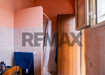 Bagno - Casa indipendente Via Passopomo
 
9, Zafferana Etnea - foto 13