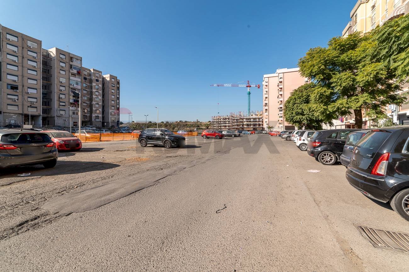 Edificio all\'aperto - Appartamento Viale Moncada
17, Catania - foto 2