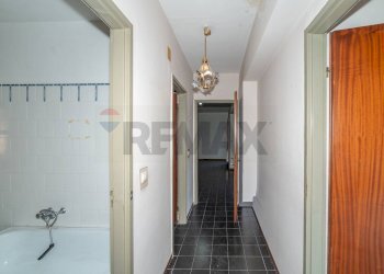 Hall / corridoio - Appartamento Viale Moncada
 
17, Catania - foto 23