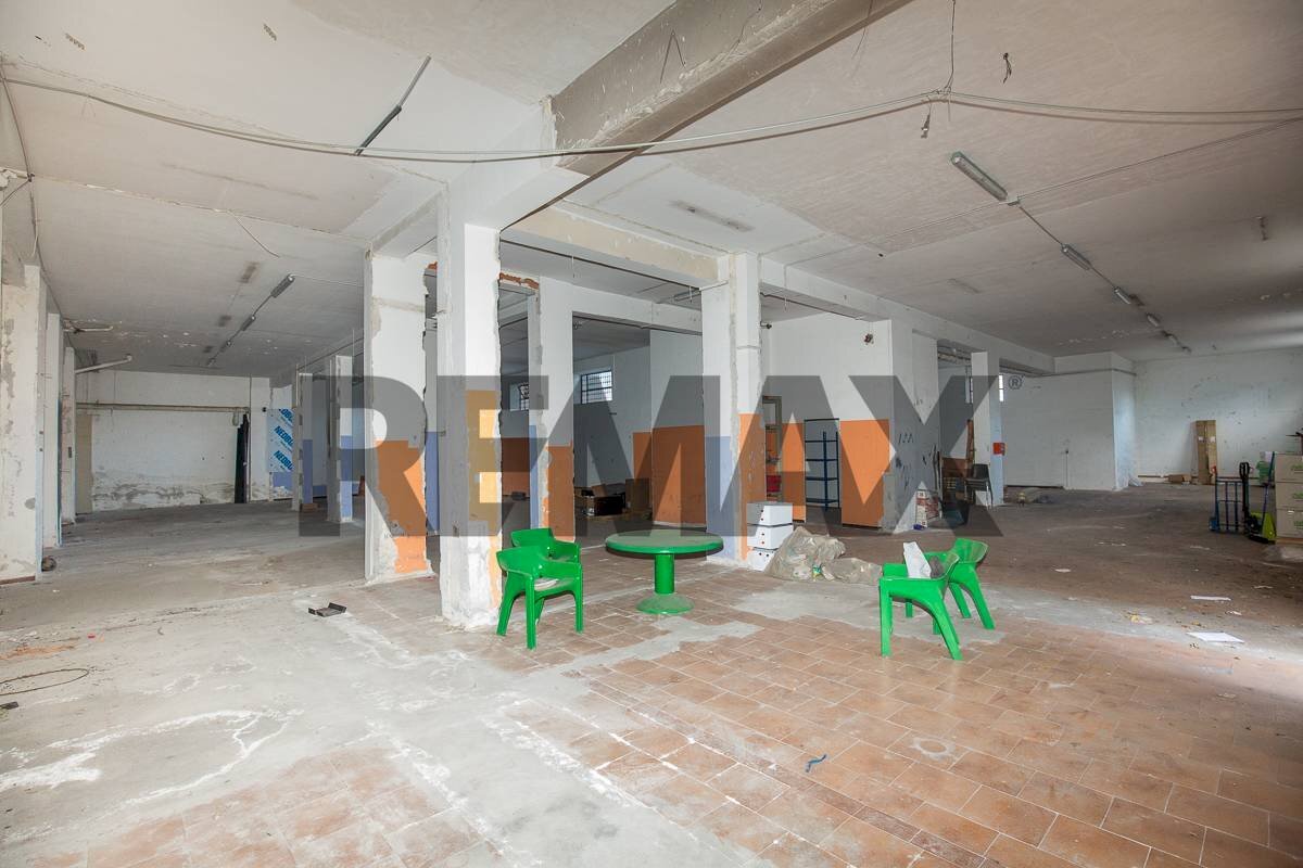 Parcheggio - Magazzino CIRCONVALLAZIONE - VIA MARCO POLO 50 - VIA PIDATELLA 263 - VIA DUCA DEGLI ABBRUZZI 192 B
VIALE MARCO POLO 50, Catania - foto 2
