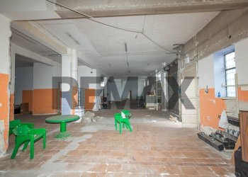 Parcheggio - Magazzino CIRCONVALLAZIONE - VIA MARCO POLO 50 - VIA PIDATELLA 263 - VIA DUCA DEGLI ABBRUZZI 192 B
VIALE MARCO POLO 50, Catania - foto 3