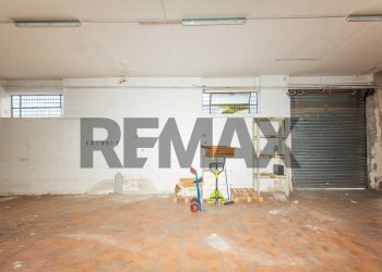 Parcheggio - Magazzino CIRCONVALLAZIONE - VIA MARCO POLO 50 - VIA PIDATELLA 263 - VIA DUCA DEGLI ABBRUZZI 192 B
VIALE MARCO POLO 50, Catania - foto 24