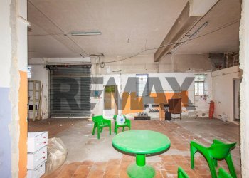 Non correlato - Magazzino CIRCONVALLAZIONE - VIA MARCO POLO 50 - VIA PIDATELLA 263 - VIA DUCA DEGLI ABBRUZZI 192 B
VIALE MARCO POLO 50, Catania - foto 25
