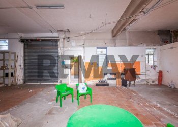 Terrazza - Magazzino CIRCONVALLAZIONE - VIA MARCO POLO 50 - VIA PIDATELLA 263 - VIA DUCA DEGLI ABBRUZZI 192 B
VIALE MARCO POLO 50, Catania - foto 26