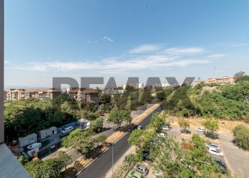 Edificio all\'aperto - Appartamento Viale Biagio Pecorino
 
7, Catania - foto 7