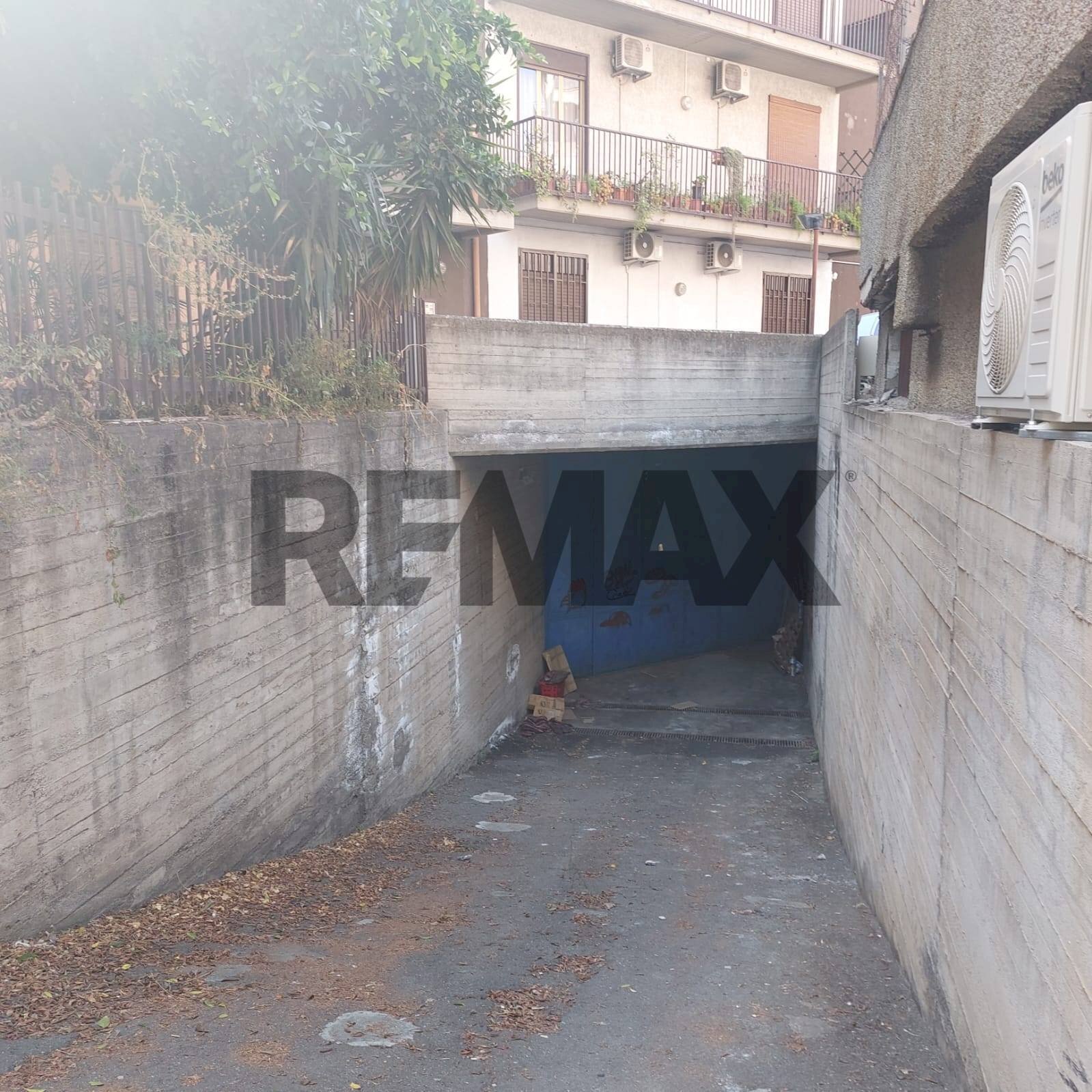 Edificio all\'aperto - Appartamento Via Locatelli
 
13, Catania - foto 2