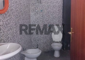 Bagno - Appartamento Via Locatelli
 
13, Catania - foto 16