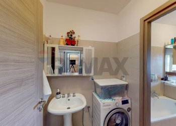 Bagno - Three-room apartment Via Ippolito Nievo
 
1, Melzo - photo 17