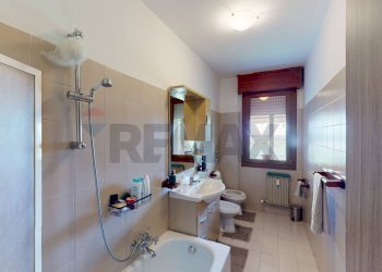 Bagno - Three-room apartment Via Ippolito Nievo
 
1, Melzo - photo 19