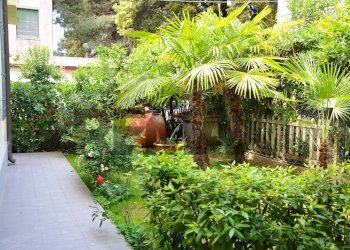 Giardino - Semi-detached house Via Quarto Dei Mille
 
19, Camaiore - photo 6